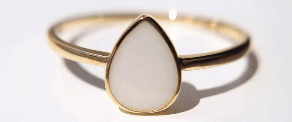 moedermelk-sieraad-moedermelk-ring-massief-goud